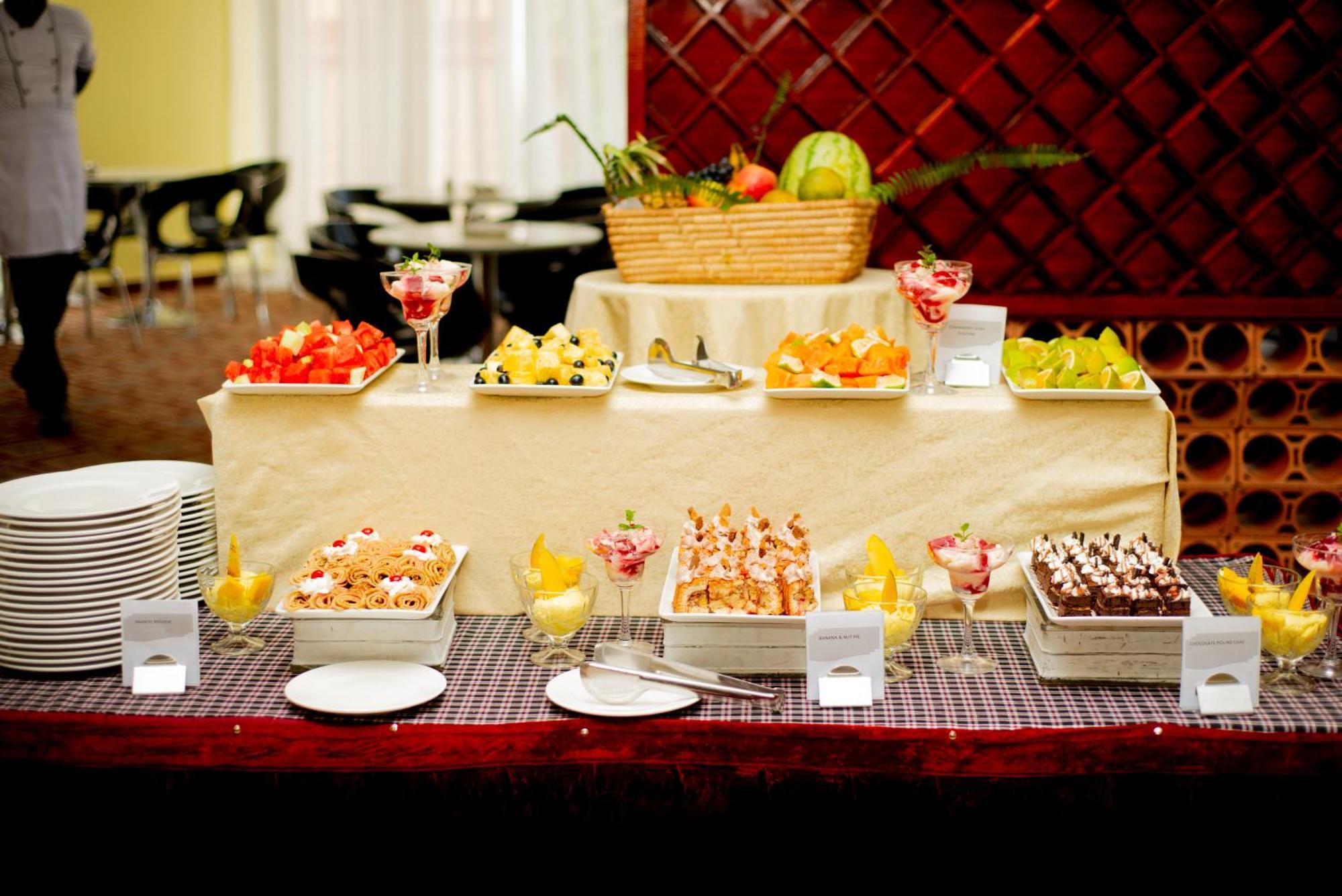 Gold Crest Hotel - Arusha Esterno foto