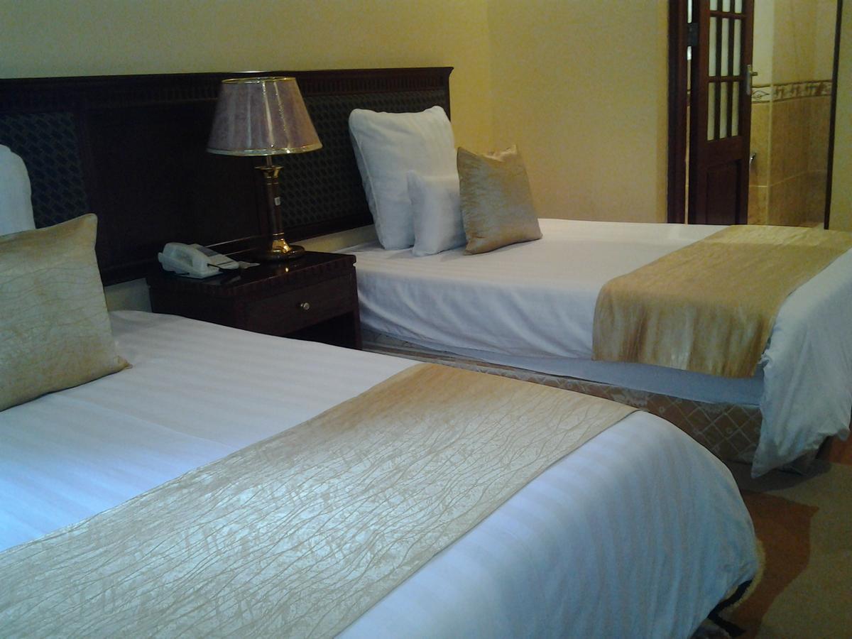 Gold Crest Hotel - Arusha Esterno foto